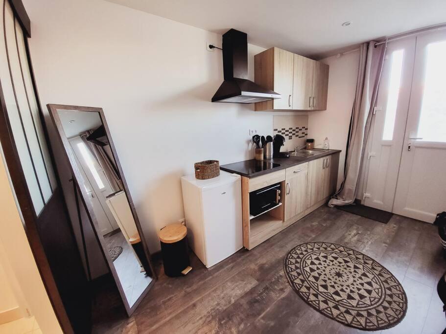 Studio Tout Confort Blaye-Les-Mines Buitenkant foto